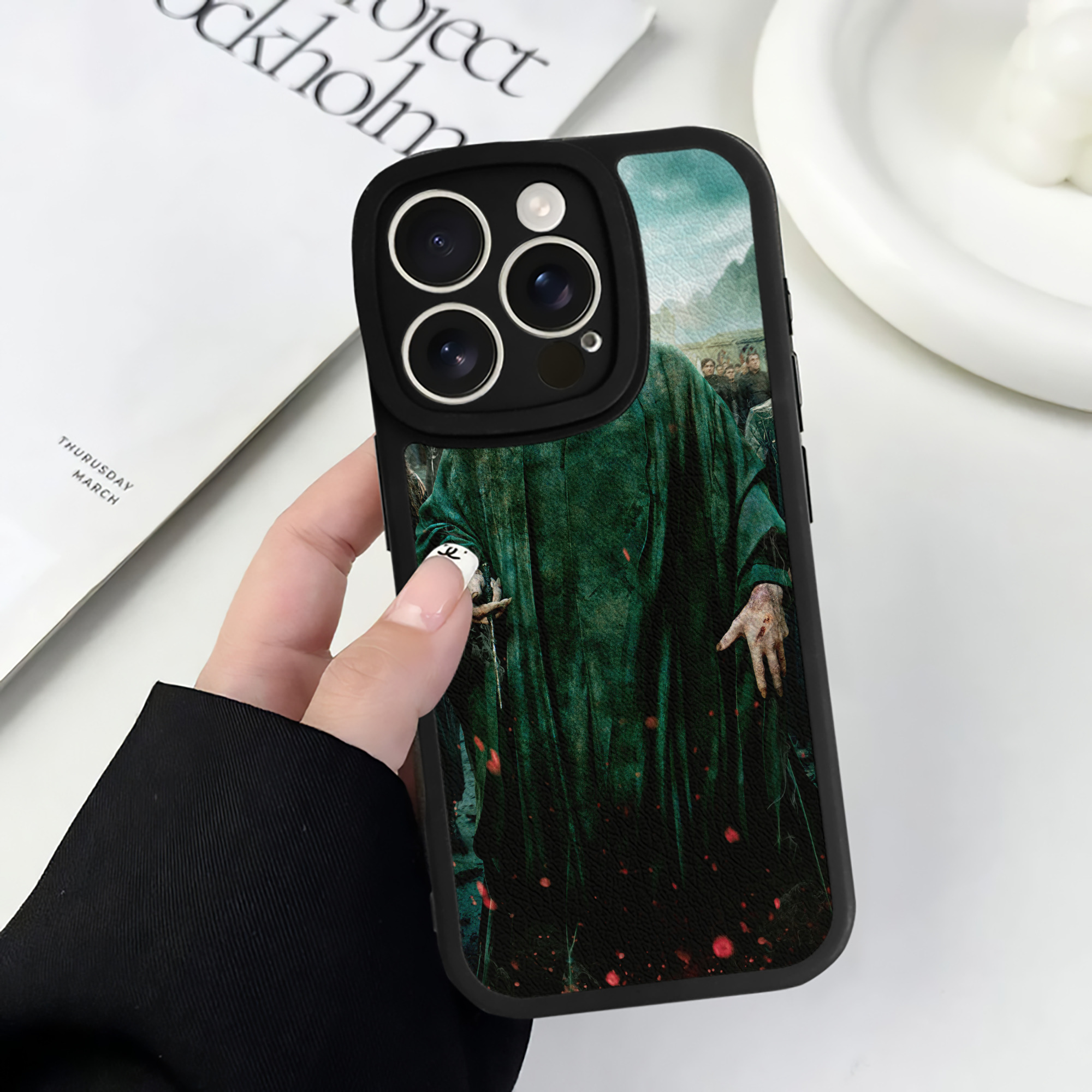 （画像用） Harry Potter ハリー・ポッターシリーズ 【iPhone 16シリーズ対応】シリコンスマホケース（レザー調） 材質：シリコン